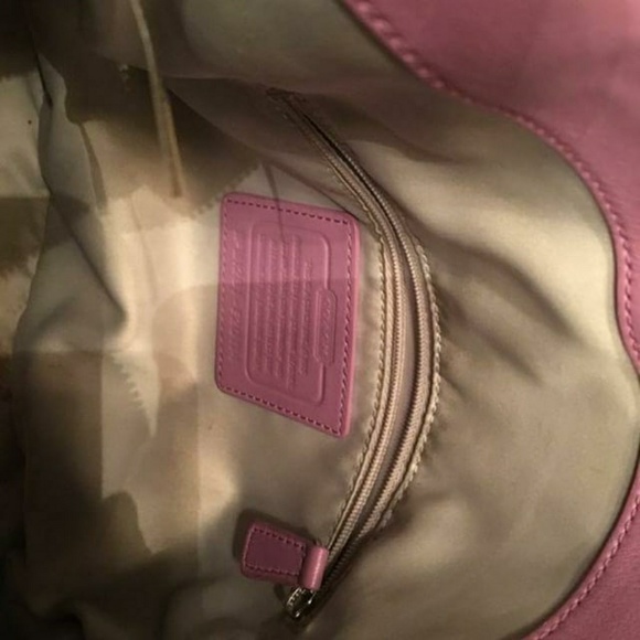 Authentic Coach Spring Collection Purse - Picture 2 of 6